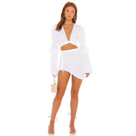 NWT Bananhot X REVOLVE Tie Front Top in White Small - Picture 3 of 11